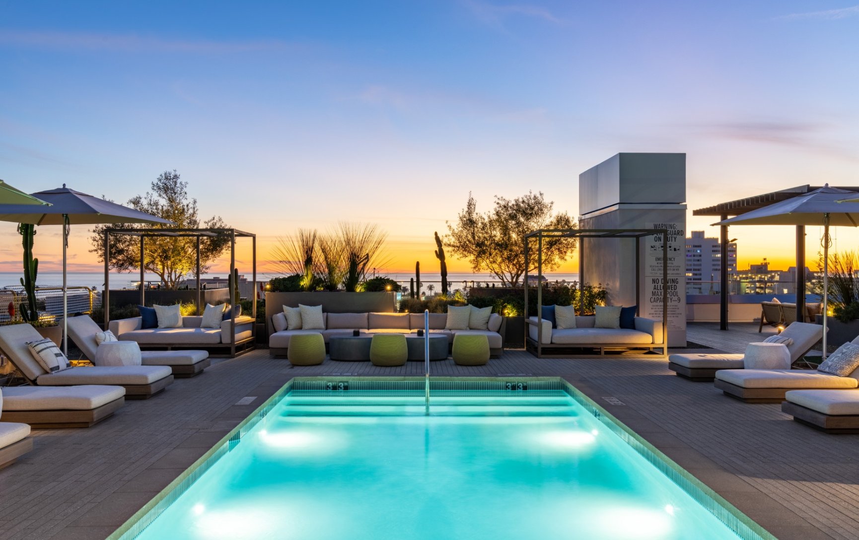 Thumbnail for Luxury Apartments With Rooftop Pool And Private Parking Dock